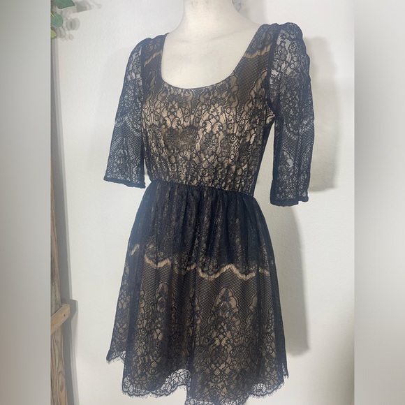 Miss Me Dresses & Skirts - Miss Me MM Couture All Over Lace Babydoll Cocktail Layered Dress Size Small boho